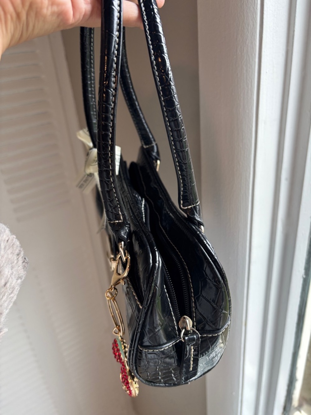 Luzialborne Croc Shoulder Bag + Juicy Couture Cherry Charm Y2K - Picture 13 of 16